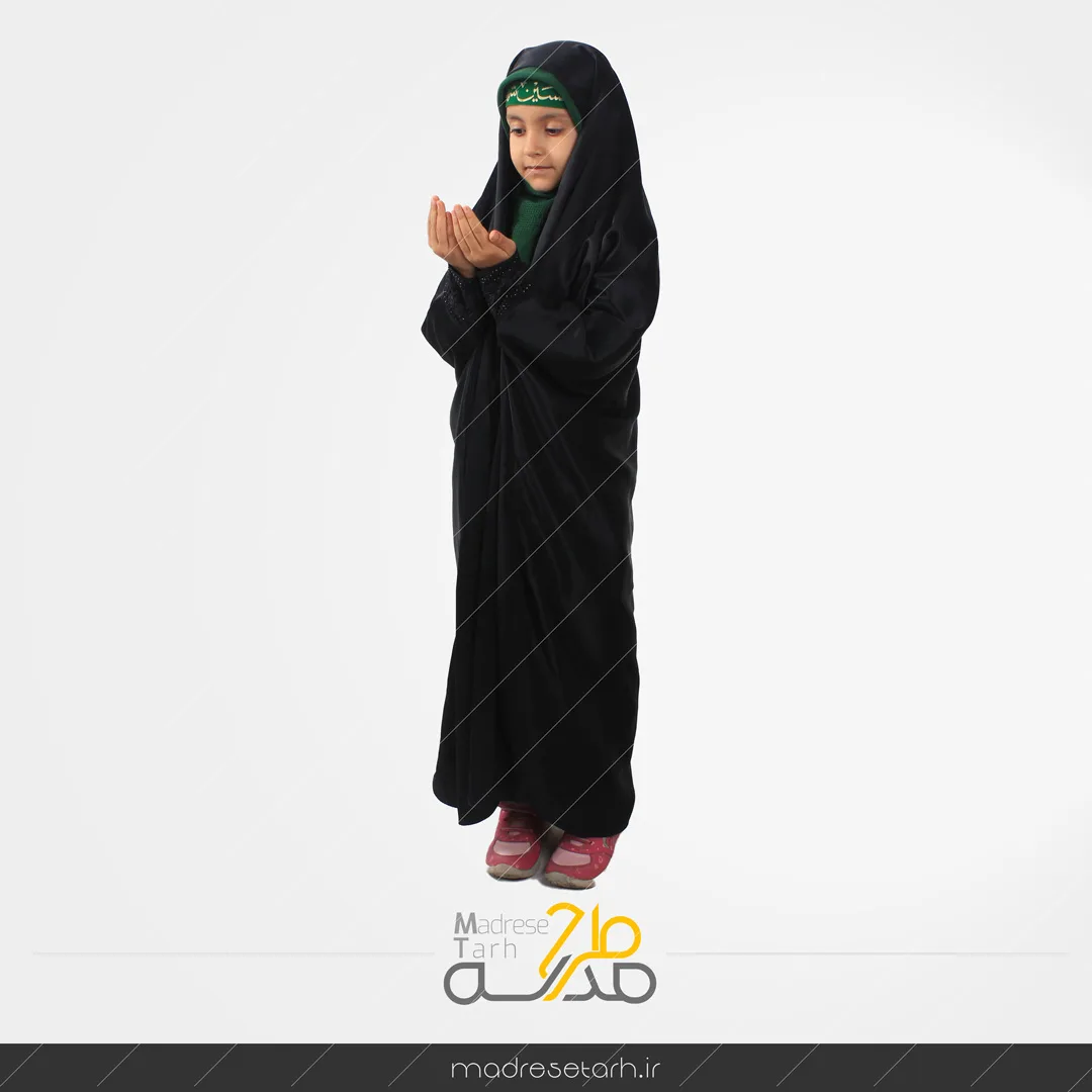 قنوت دختر محجبه